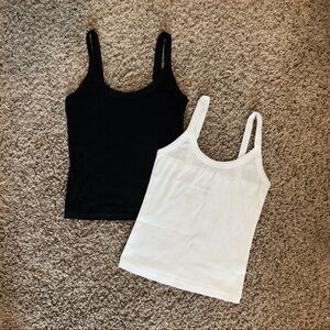 Bundle of 2 Wild Fable Tanks Black & White